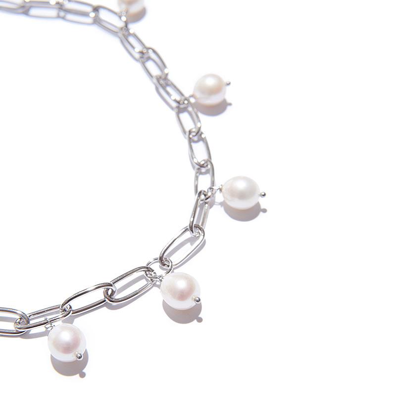 Daphne Necklace in Rhodium - SPRING CLEANING